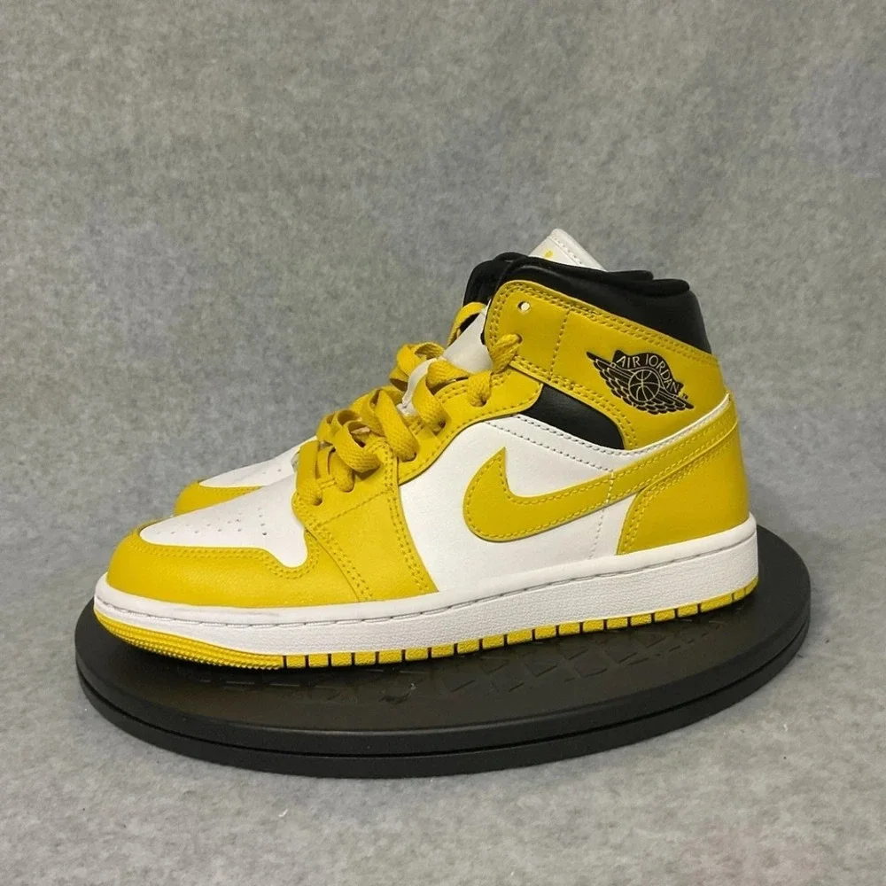 Nike Air Jordan 1 Mid Vivid Sulfur BQ6472-170 Women's Size 6